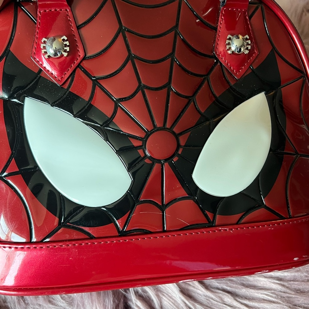 Spider Man Marvel Loungefly Dome Bag Heart Logo RARE - Picture 10 of 11